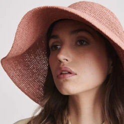 Provence 12 Bretton -Kangol Sales Shop 12provence helen kaminski 12 provence bretton peony 1 1