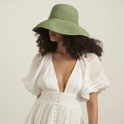 Provence 12 Bretton -Kangol Sales Shop 12provence helen kaminski provence 12 bretton apple mint 4 1