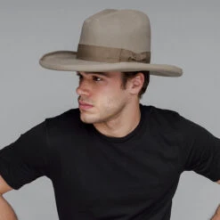 Clayton Cowboy Western Hat -Kangol Sales Shop 4170 clayton western hat pecan 9 1 9