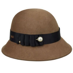 Cassat LiteFelt® Cloche