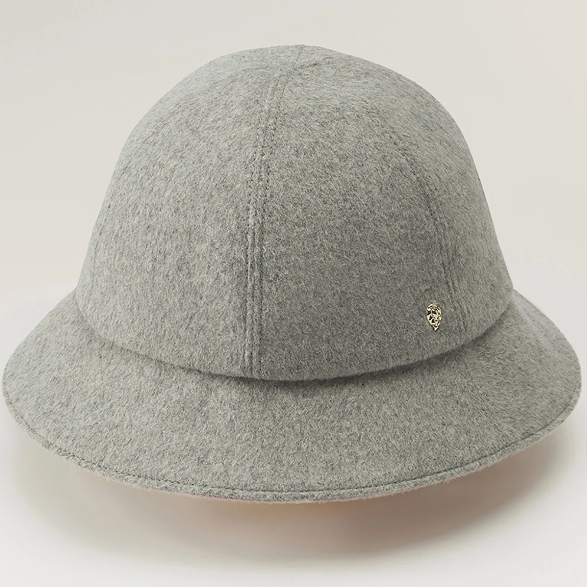 Giki Cloche 3 Giki Cloche