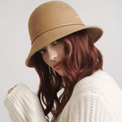 Alto 6 -Kangol Sales Shop alto 6 helen kaminski alto 6 cloche camel camel 5