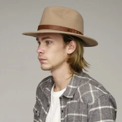 Redline Outback 10 Redline Outback -Kangol Sales Shop bw2202od bailey outdoor redline outback camel 8