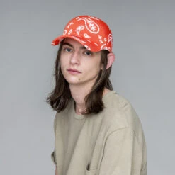 Kangol Paisley Adj Spacecap 10 Kangol Paisley Adj Spacecap -Kangol Sales Shop k3550 kangol paisley adj spacecap baseball cherry glow white 8 1