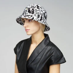 Kangol Street King Casual 15 Kangol Street King Casual -Kangol Sales Shop k3624 kangol street king casual white black 8