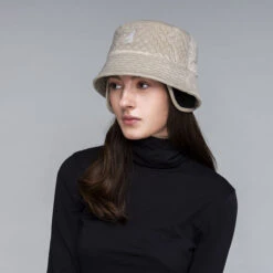 Kangol Dash Quilted Bin -Kangol Sales Shop k5310 kangol dash quilted bin w earflaps stone 14 4