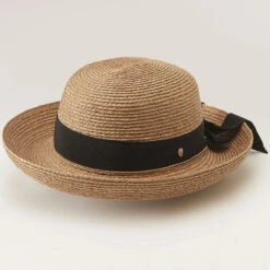 Newport Standard Bretton 11 Newport Standard Bretton -Kangol Sales Shop newport sb hat50153 nougatmidnight 1 2