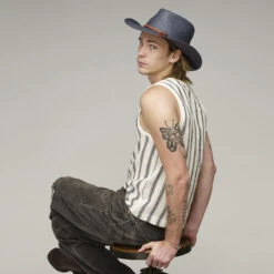 Dayton Outback -Kangol Sales Shop s22wrb wind river dayton western navy 10