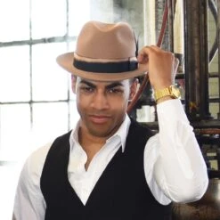 Walter R. Fedora - Exclusive 13 Walter R. Fedora - Exclusive -Kangol Sales Shop walterr cm227 av8 3